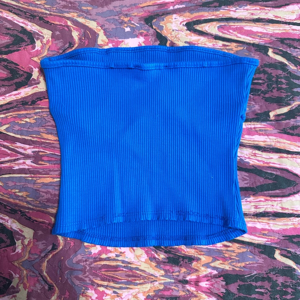Lulu's Blue Ribbed Crop Top - Picture 3 of 4